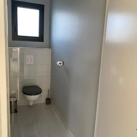 Grand Nicolas Bord De Le Grau-dʼAgde